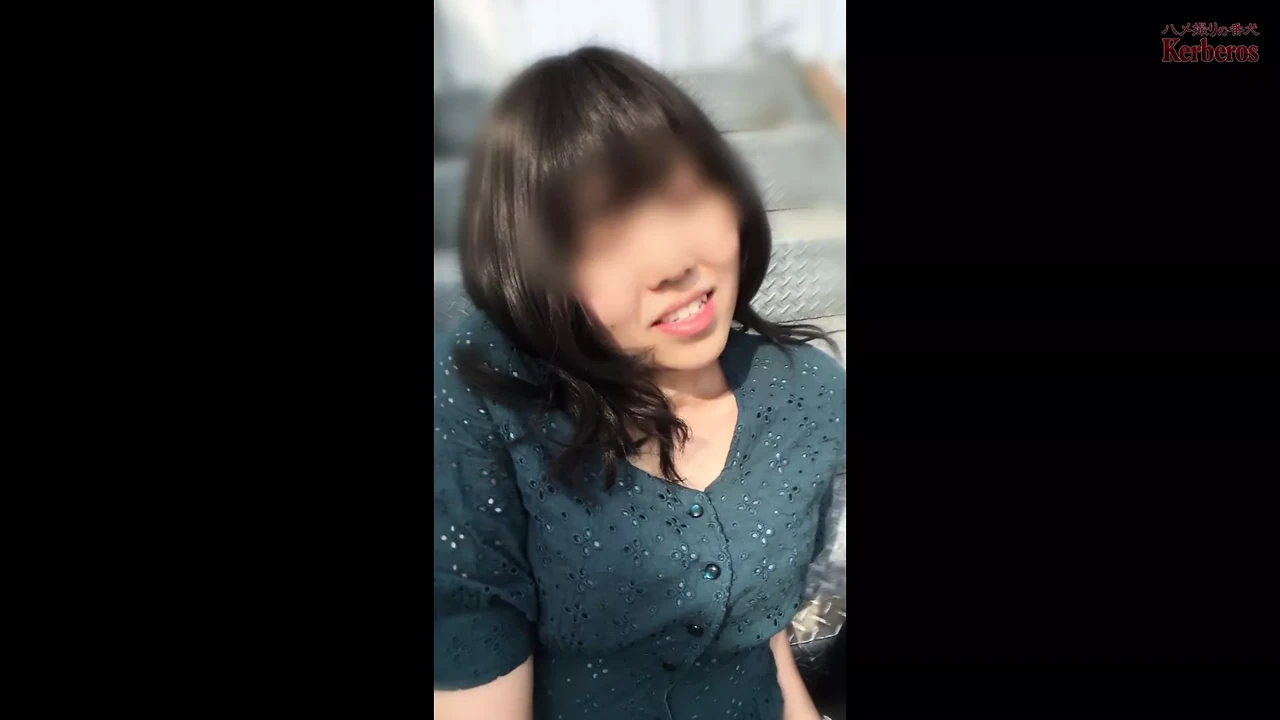 Apologizing and getting down on her knees