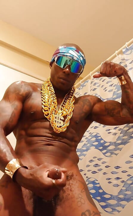 BBC Worship Hallelujah Johnson ( Wardell Fouse Busting on Puff ) Tall Dark Chocolate Muscles Tattoos Hairy BBC Hallelujah Johnso