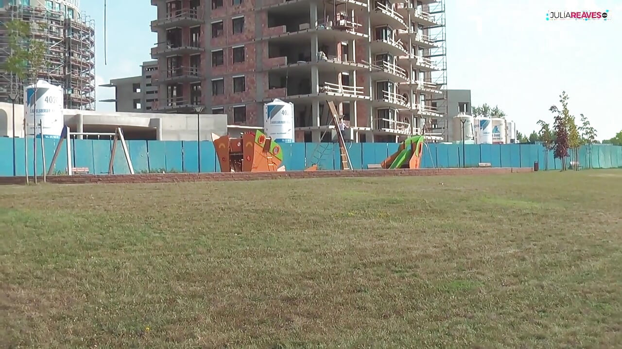 Тинку Jasmine наказали дома и трахнули