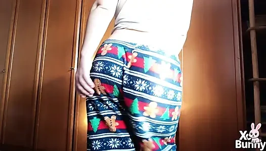 Berjalan dan kentut dengan piyama