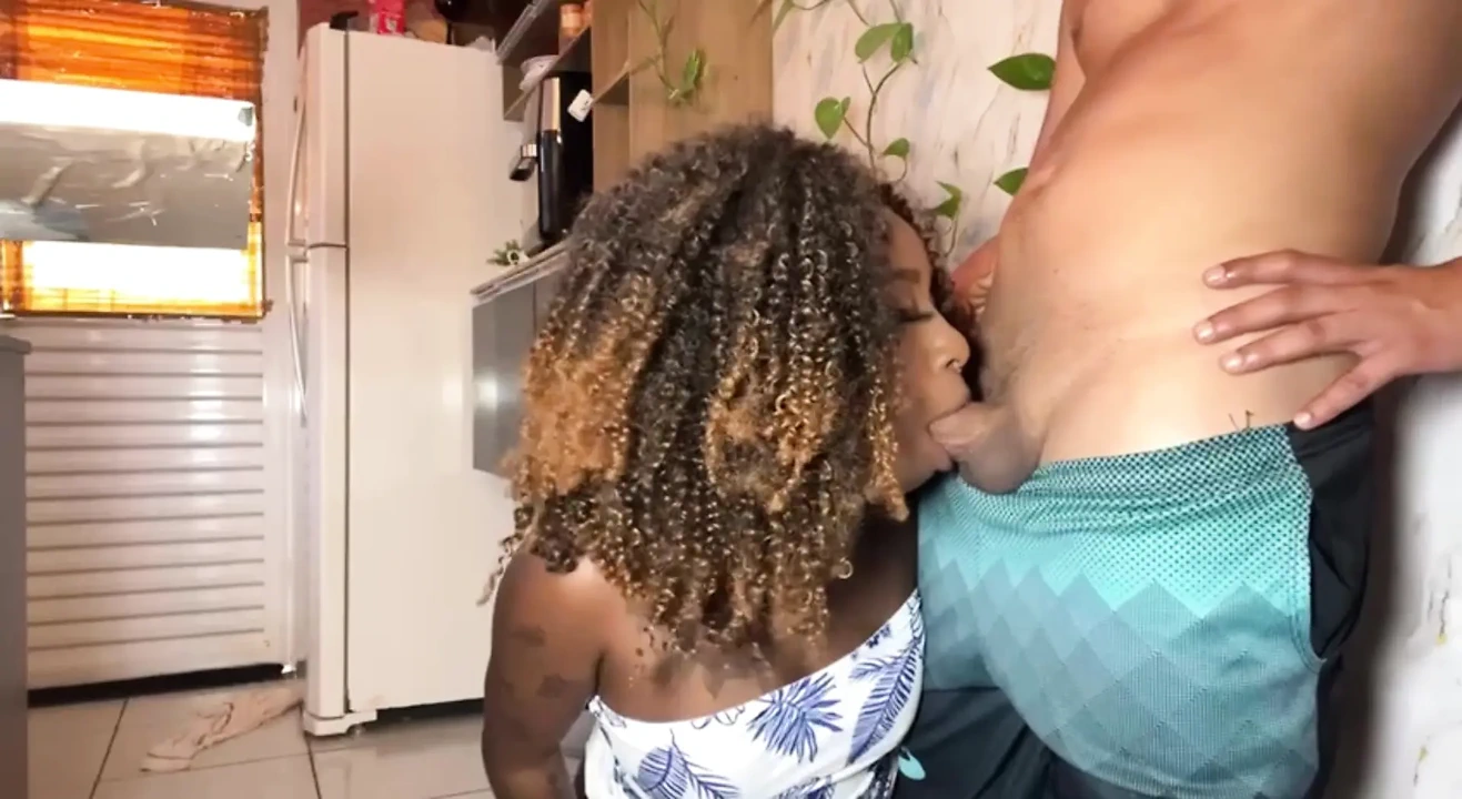 Gozada farta na buceta da negona cavala- Bruna Black