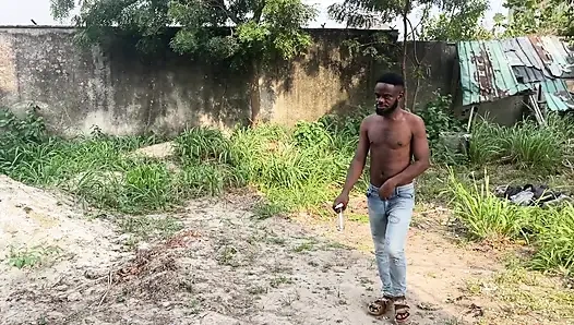 Er hat mich so hart gefickt, bis ich auf sein gesicht squirte