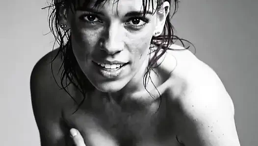 B&w Üstsüz Fotoğraf Çekimi