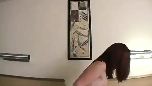 Lyla gibt einen tollen handjob pOV