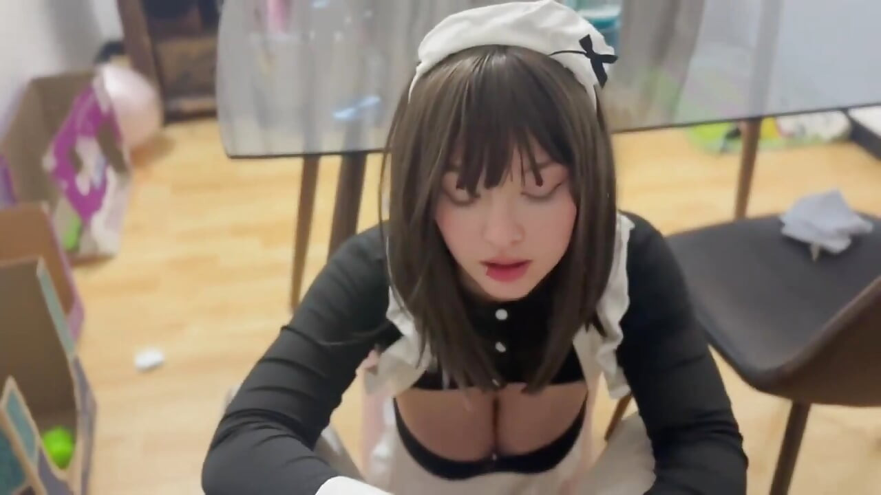 Fucking My Sexy Maid While the Wife Is Away