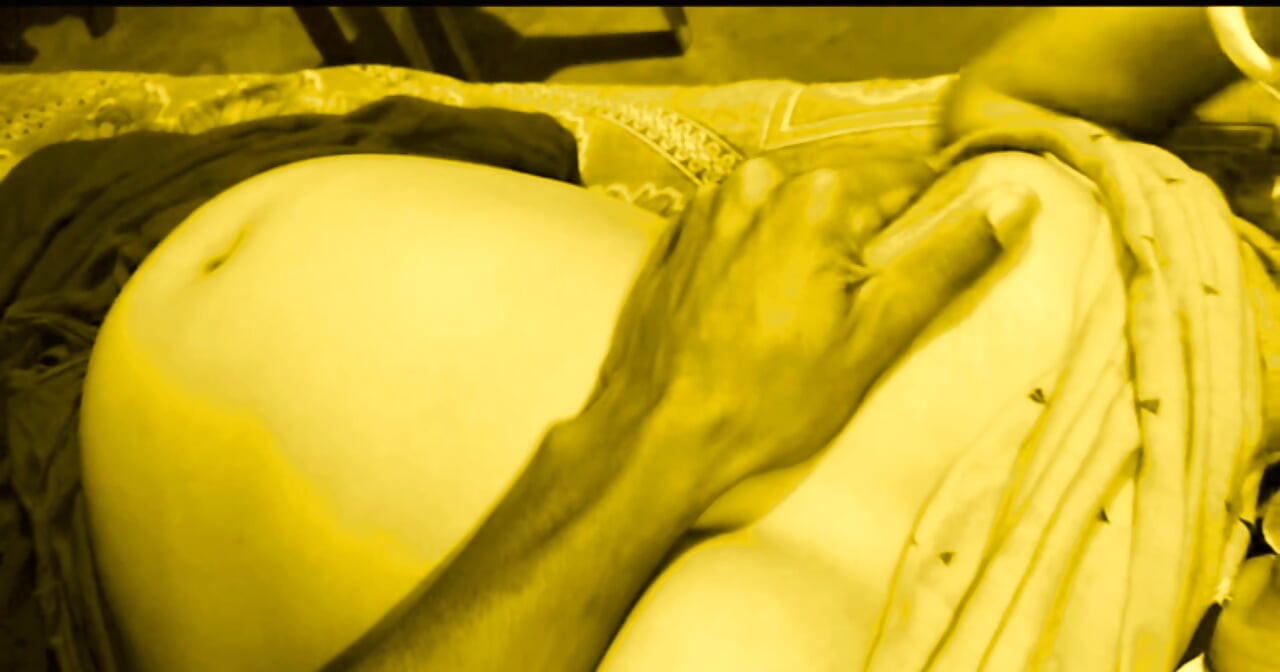 Bangladeshi Desi Horny Bhabi New XXX Viral Video with her devar.