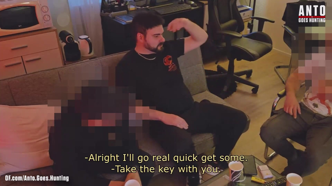 克里斯和史蒂文的首次3P当晚他们认识了对方