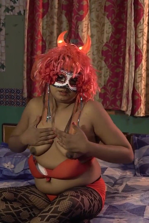 Untuk suami karir istri setuju untuk ngentot dengan pria lain!