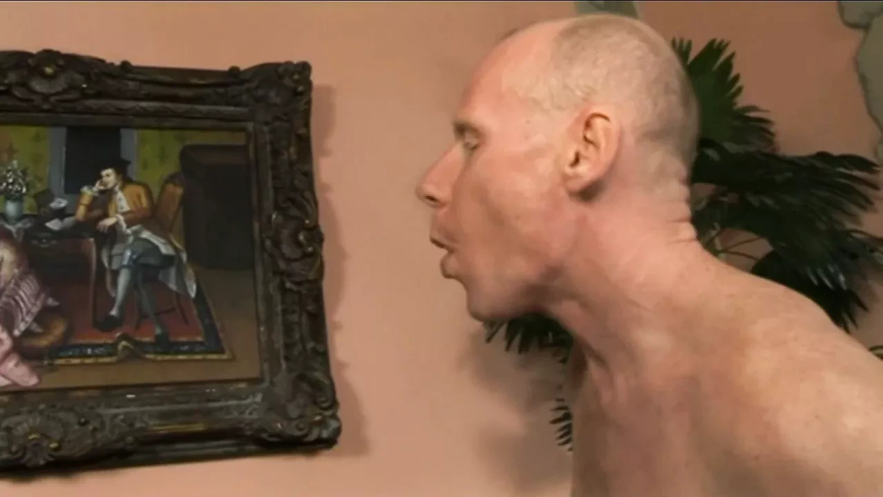 红发胖美女继母被瘦男人干