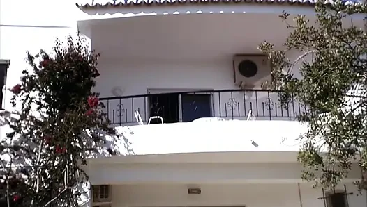 Annette Christianson'ın her santimi teşhir ediliyor