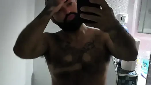 Kendime seksi dokunuyorum