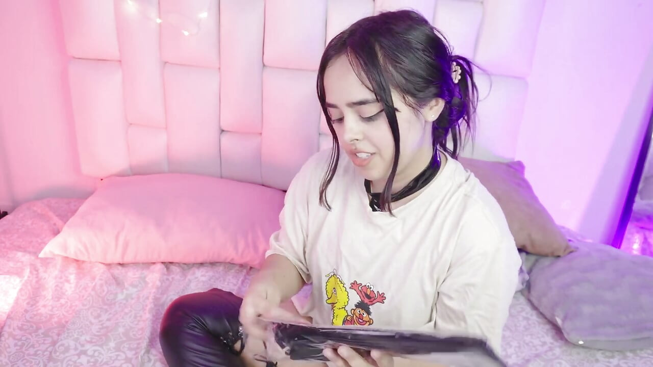 Jennie hat eine Überraschung für dich mit ihren neuen Handschuhen