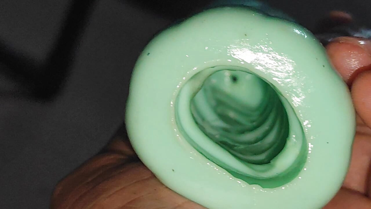 Too much cum.....