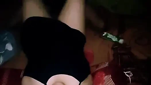 Karım vücudunu şımartmamı istiyor. Baldızı