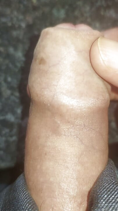 Dad gives me handjob