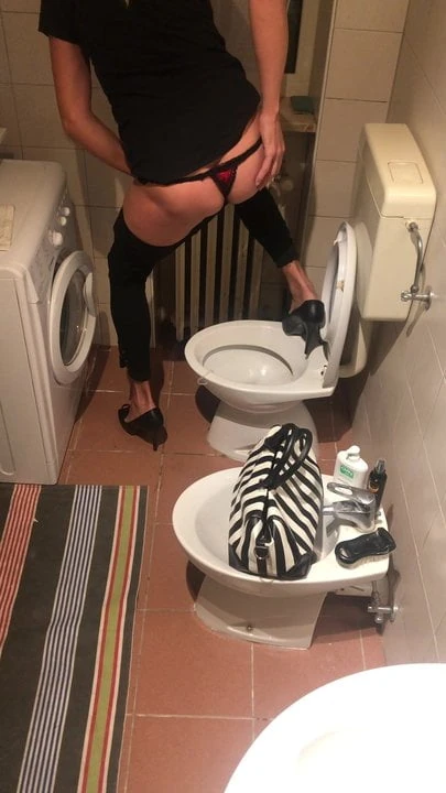 Piss Shemale lovely
