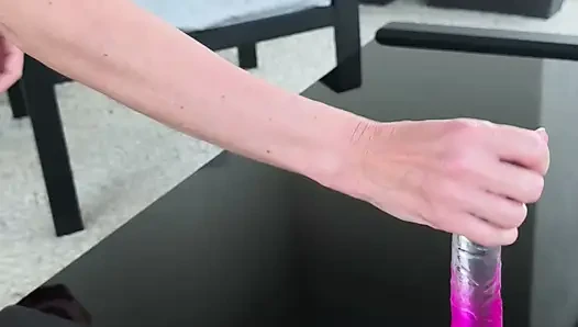 Tante seksi ngentot dildonya
