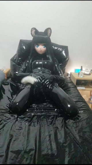 Kigurumi latexsuit chơi