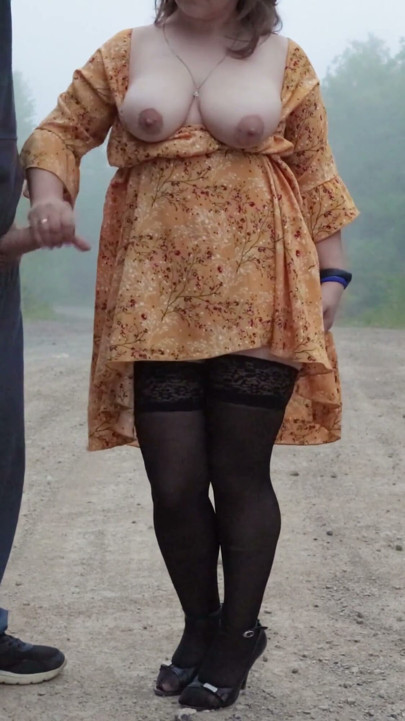 Handjob outdoors in stockings | Clip 1