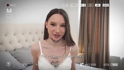 Luna Evans'ın İlk Anal Hazırlığı - Parmaklar, Cam ve Büyük