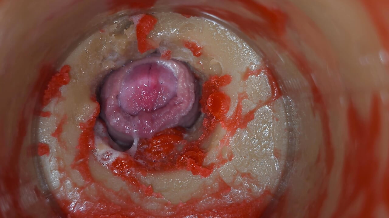 Insémination - une caméra interne capture l’éjaculation profonde d’un homme