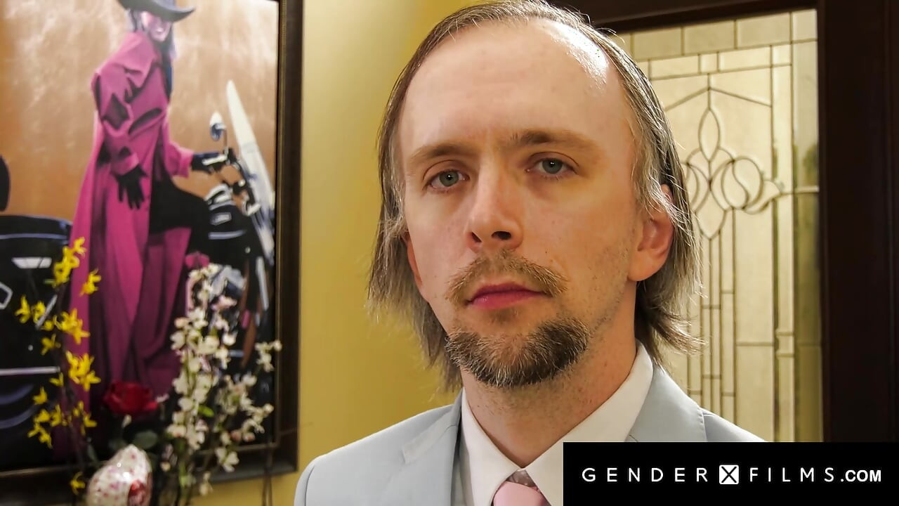 GENDERX 電影 - 華麗的跨性別拉丁美女貝絲·貝爾被狠狠地砸碎