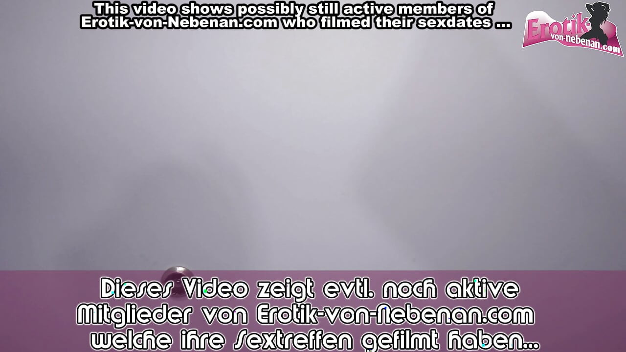아마추어 POV 포르노에서 집에서 비공개로 섹스하는 독일 마른 학생