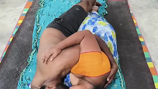 Ibu tiri pulang dari desa