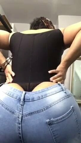 Milf with Huge fake ass