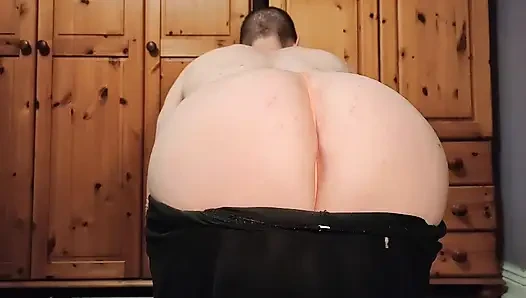 Tanganın arkasındaki göt deliği - covermale g-string
