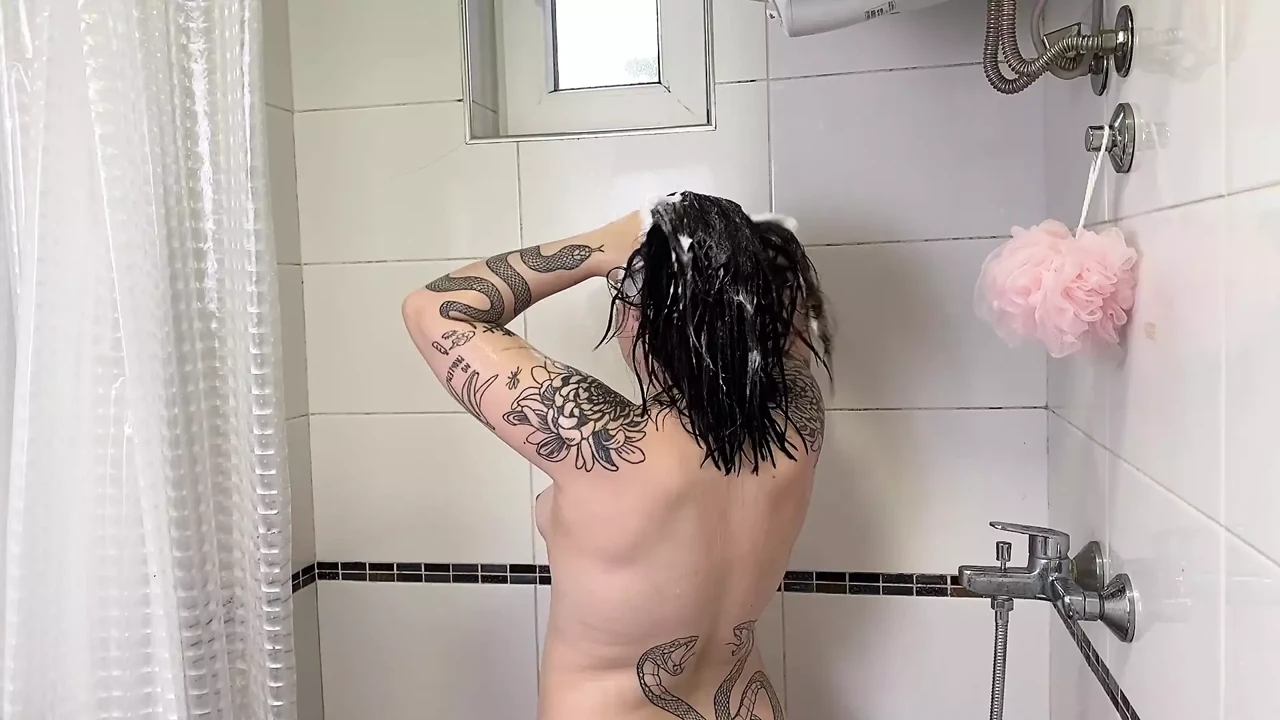 Hair fetish. Hair brushing. Hair washing. Greasy hair