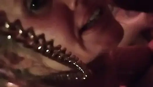 Фистингую мою шлюшку