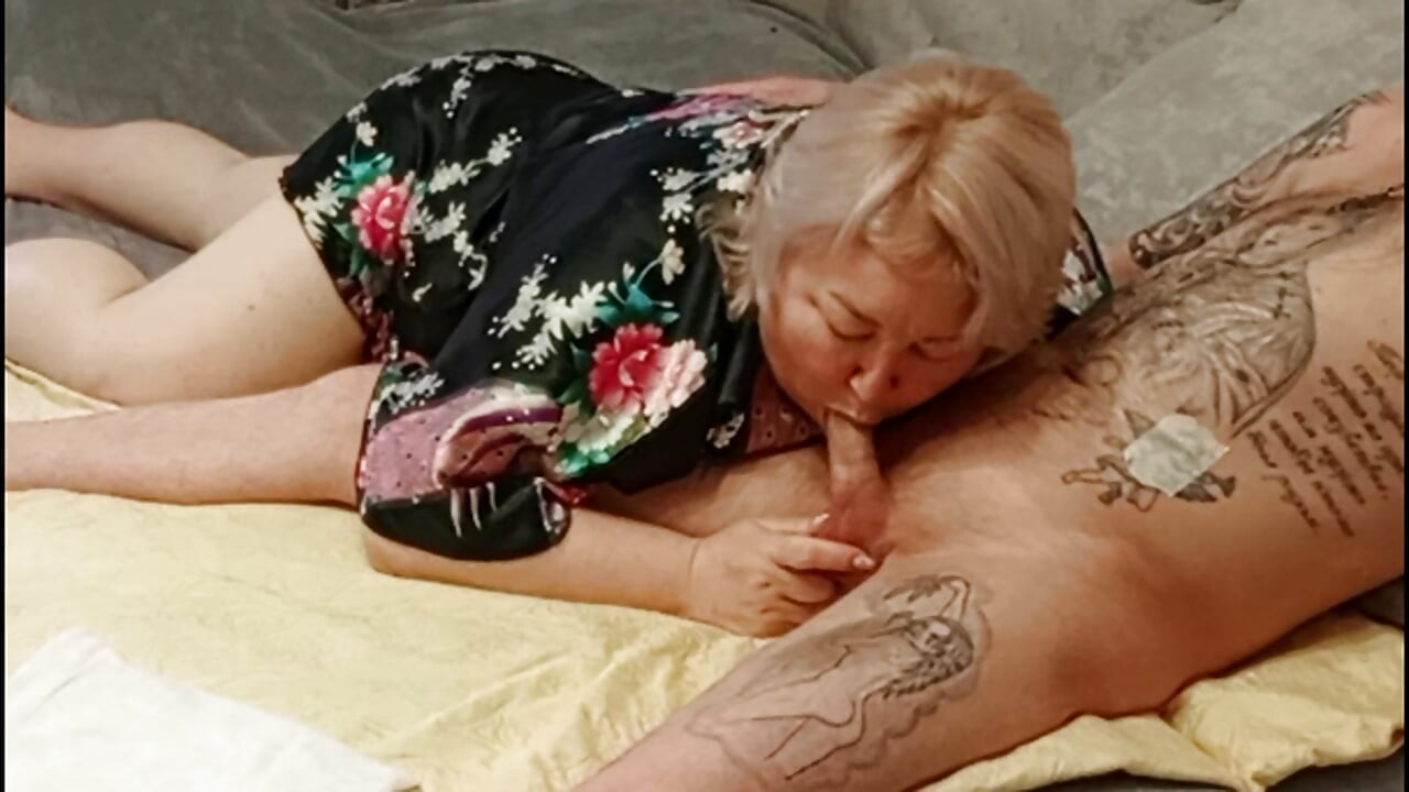 tiefer blowjob mit spermaschlucken # 14