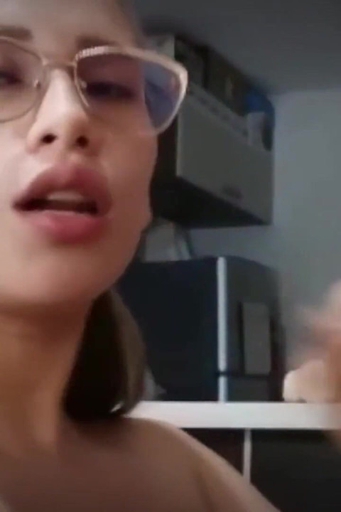 Deep Blowjob with a Beautiful Horny Latina
