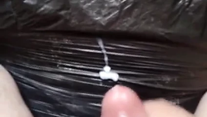 petite ejac