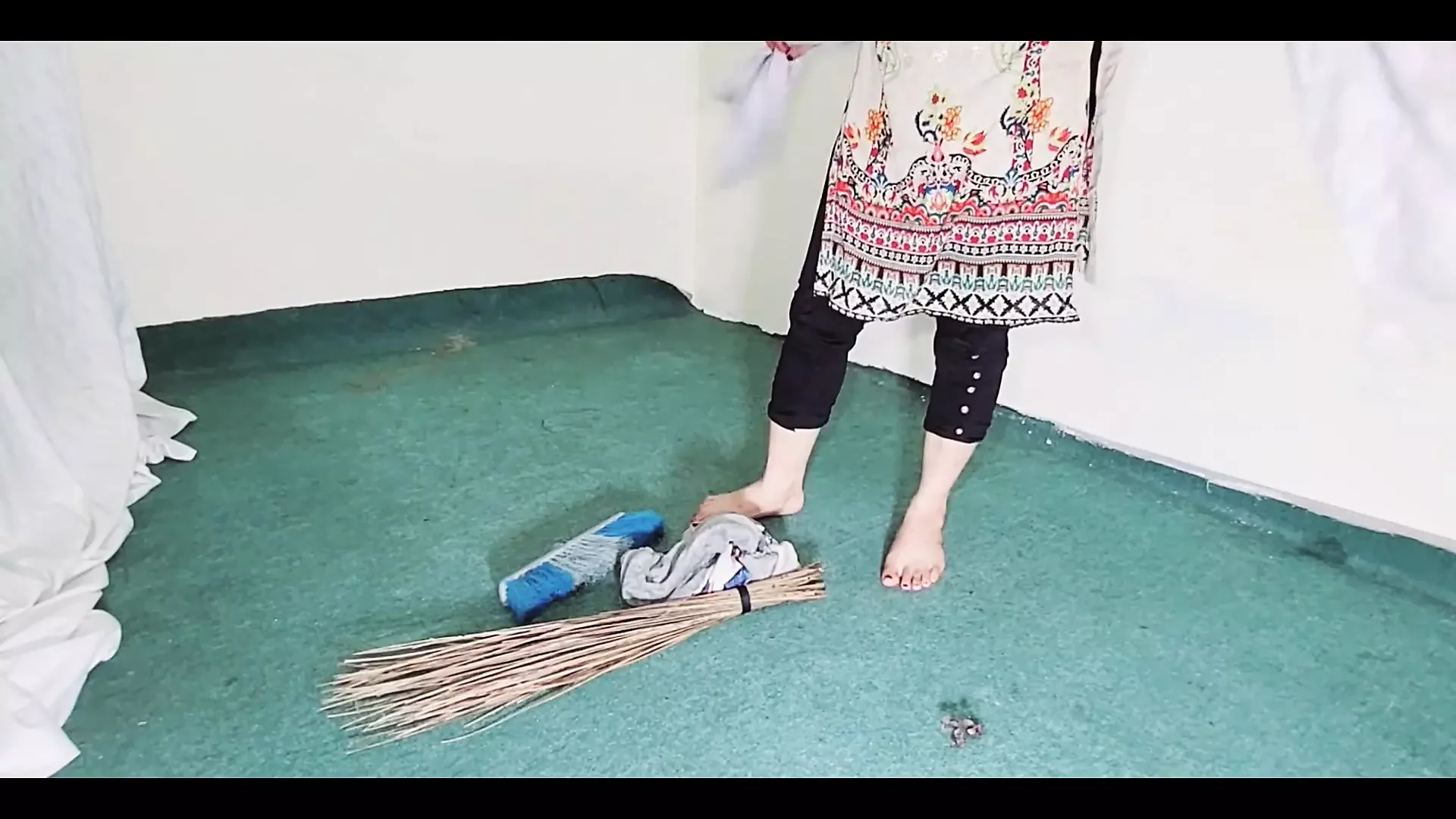 Big Ass Amateur Indian Muslim Maid Showing Big Ass Through Black Transparent Pajama While Cleaning Room in Clear Hindi Audio