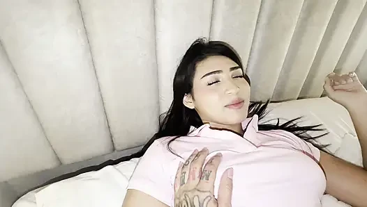 MY ROOMMATE'S CREAMY PUSSY IS SO JUICY! POV OF THE PINK PUSSY!