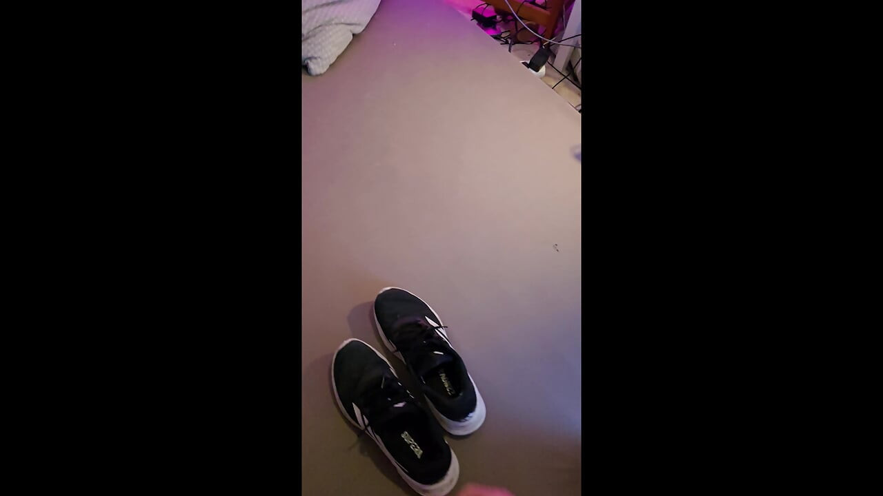 Kinky Twink Boy Fucks & Breeds His Smelly Sneaker 3 Times!