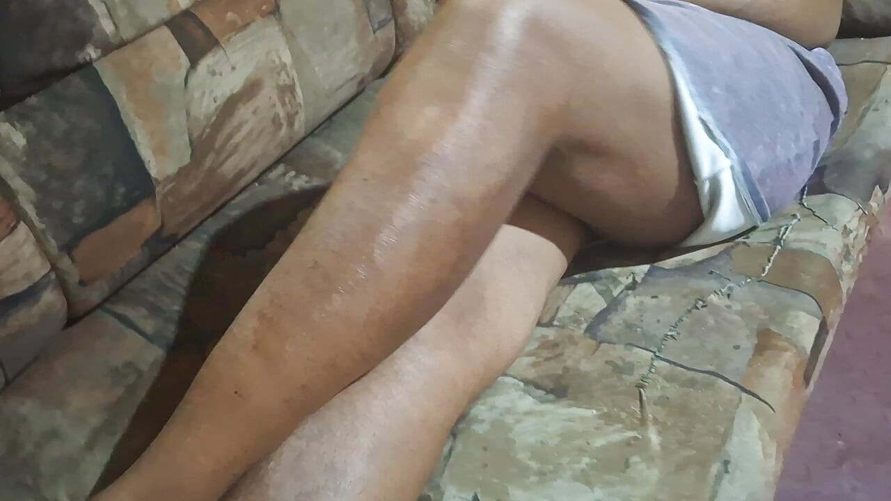 WTF Indijska MILF Zadirkuje Svoje Tijelo