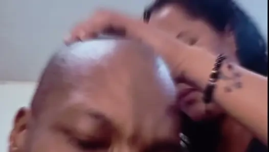 KONG KOLOMBIAN GOON BARBERS
