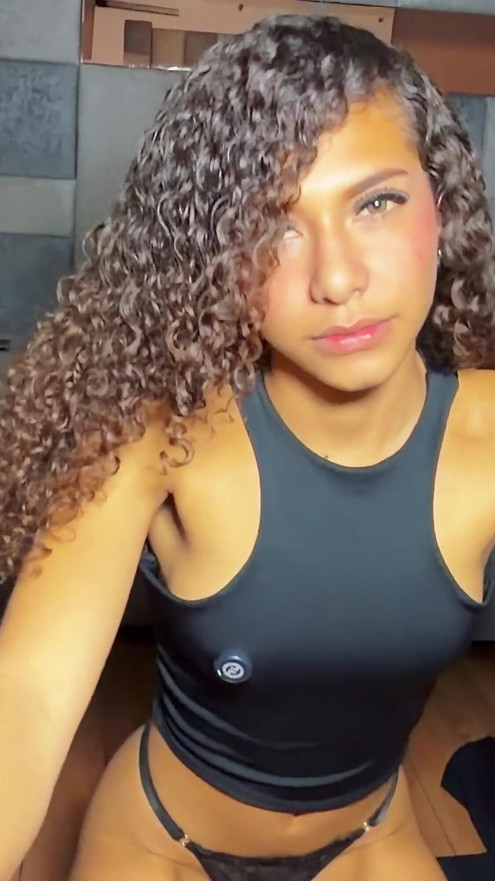 Beautiful Colombian College Girl Has Her First Porn Casting with a Guy with a Huge Cock