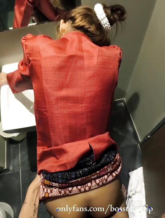 Em primeiro plano - tailandês E-san vestido
