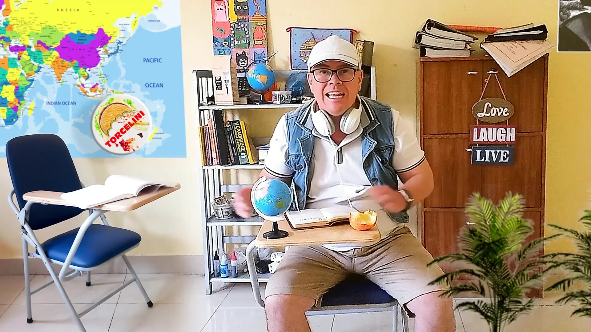 TORCELINI. School. Geography lesson 2. Continents. FULL VIDEO