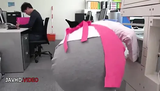 Chihiro Akino Stuns with Her Expert Asian Blowjob Skills Online