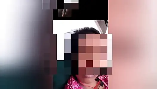 Video call sex Indian wife bhabhi ji ka mu me lena bhabhi
