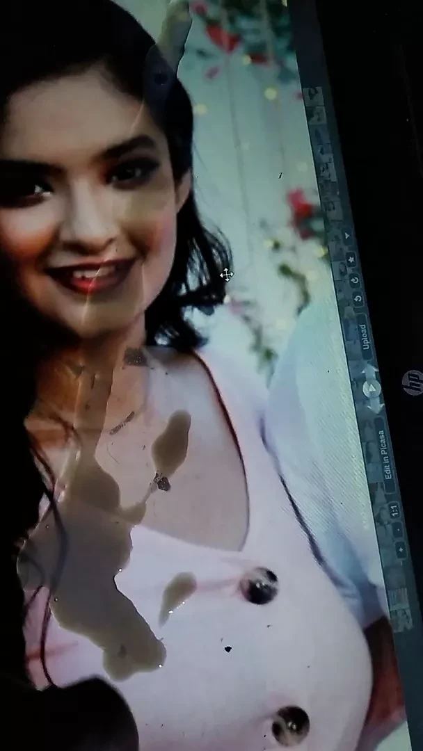 Anushka Sen moaning cum tribute