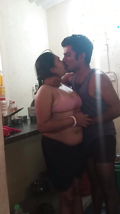 Mand kone fuld dshi sexede videoer deshi stil mridulmadhuvlog