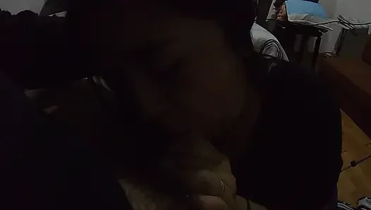 Tombul bir gringo ile seks yapıyor