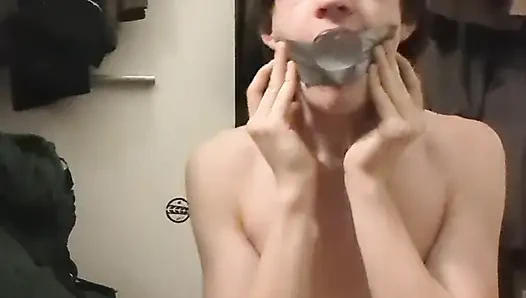 dildo ile bant ağzı