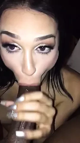 TS Hooker Gives BJ